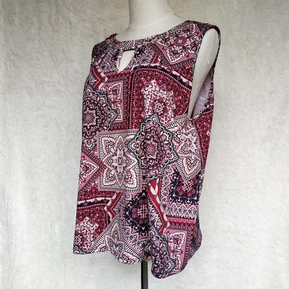 Rue Juju Multicolor Sleeveless Top - Petite